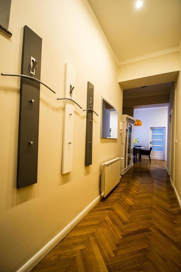 פראג Vojtesska Apartment By Ruterra מראה חיצוני תמונה
